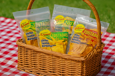 Pack de tostadas de plátano artesanales – sabores natural, chipotle y ajo limón – Latin Foods At Your Door